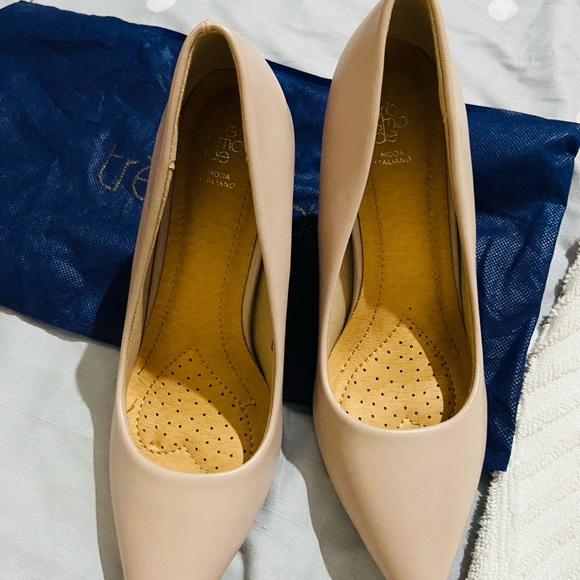 The cologna Pink Women’s pumps by Tresmode - Picture 3 of 5